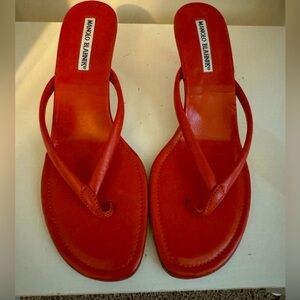 COPY - Manolo Blahnik Kitten heel